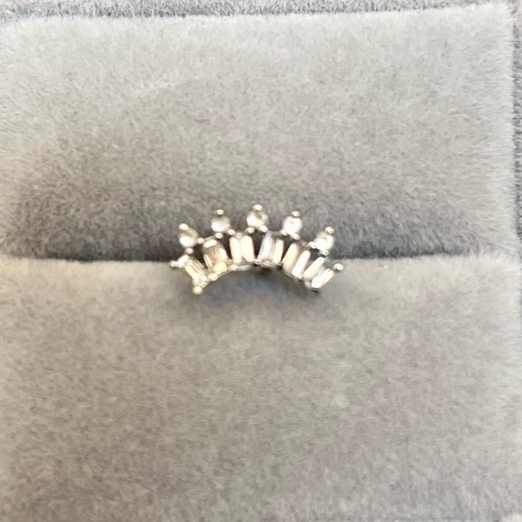 Buddha Jewelry Diamond Earring - Picture 2 of 5